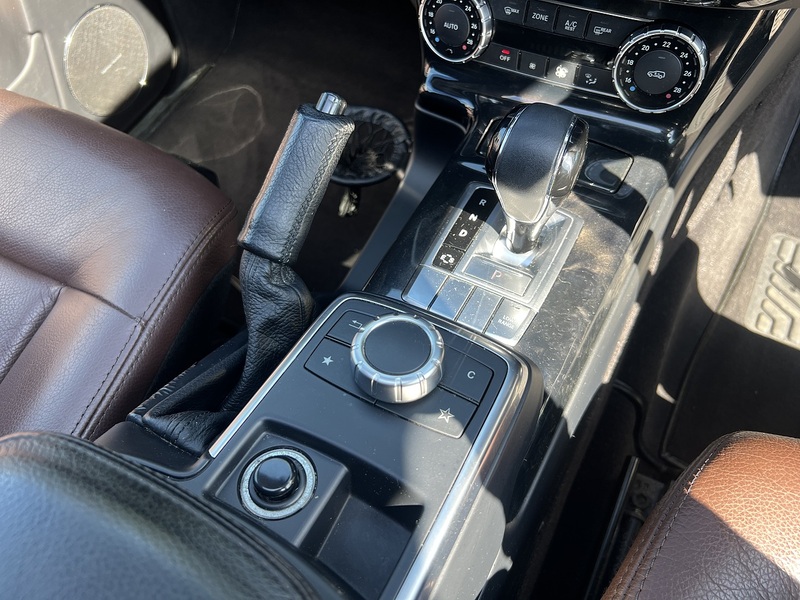 Mercedes-Benz G-Class G350 Bluetec - U11951