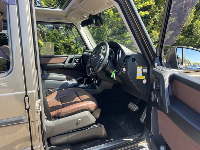 Mercedes-Benz G-Class G350 Bluetec - U11951