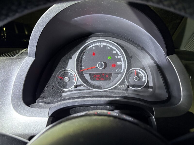 Volkswagen Up High Up - U11952