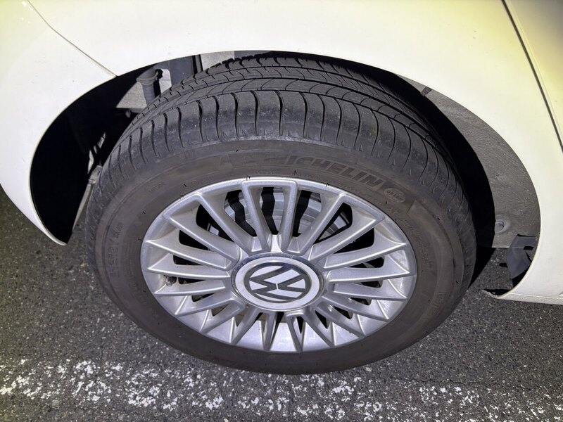 Volkswagen Up High Up - U11952