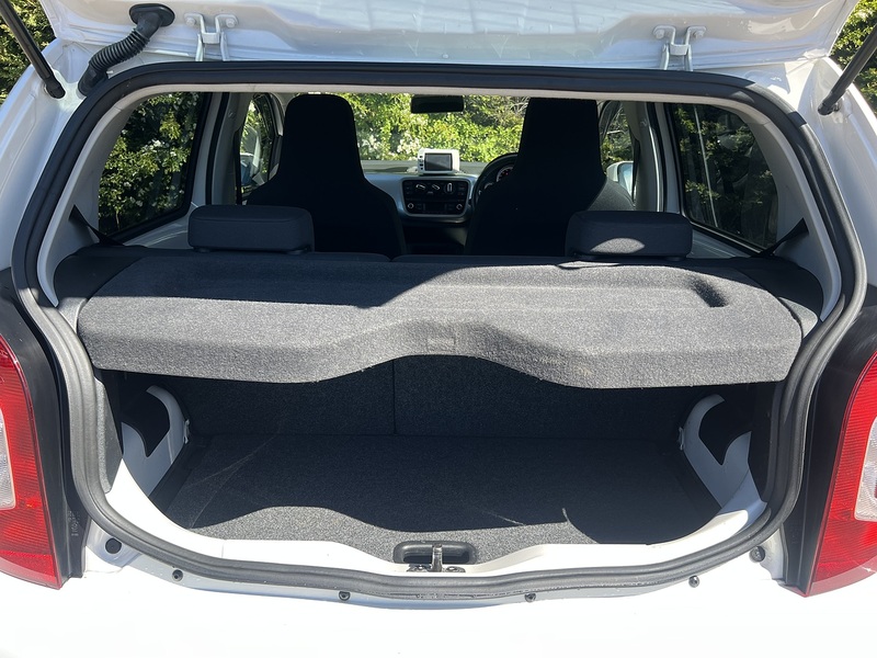 Volkswagen Up High Up - U11952