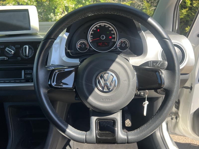 Volkswagen Up High Up - U11952