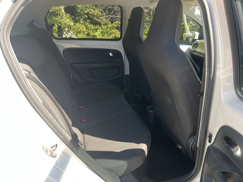 Volkswagen Up High Up - U11952