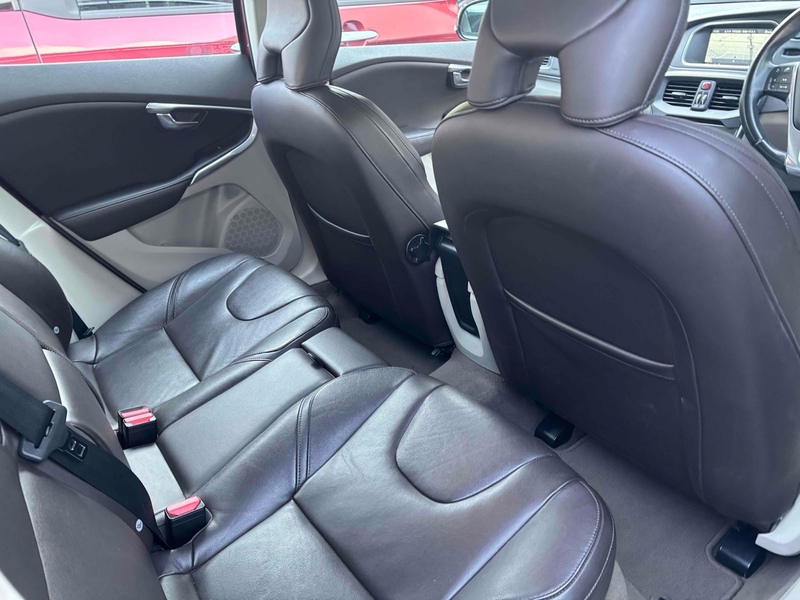 Volvo V40 T4 Es - U11953