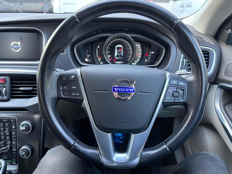 Volvo V40 T4 Es - U11953