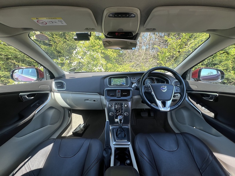 Volvo V40 T4 Es - U11953