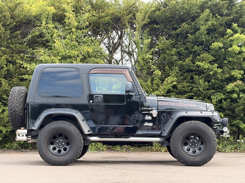 Jeep Wrangler Sahara - U11956