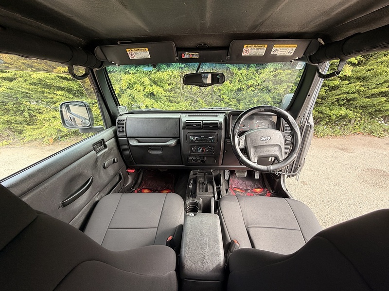 Jeep Wrangler Sahara - U11956