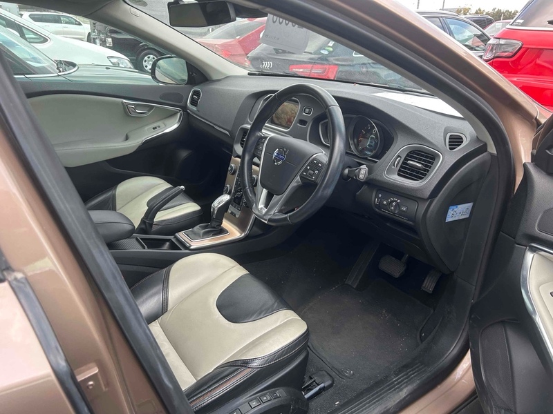 Volvo V40 T5 Cross Country Awd - U11958