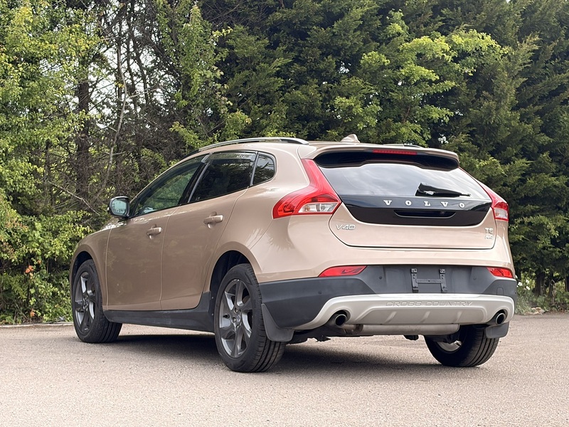 Volvo V40 T5 Cross Country Awd - U11958