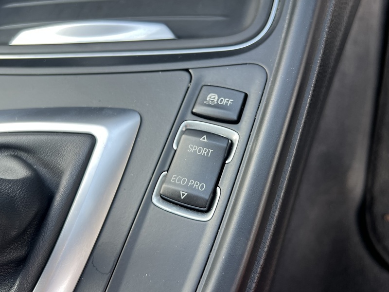 BMW 3 Series 320D M Sport Touring - U11959