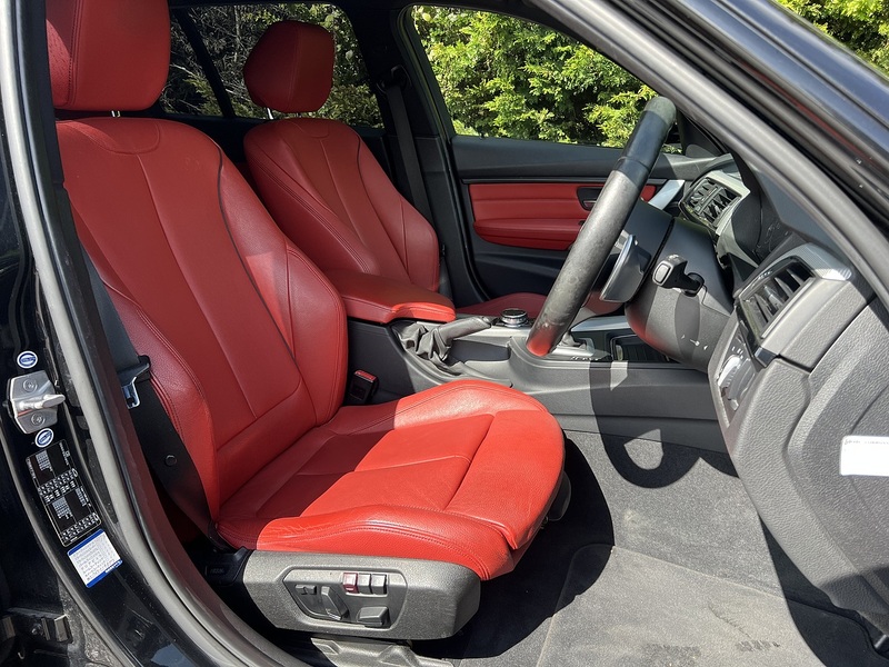 BMW 3 Series 320D M Sport Touring - U11959