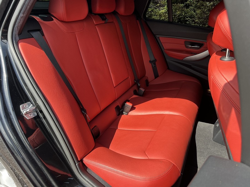 BMW 3 Series 320D M Sport Touring - U11959