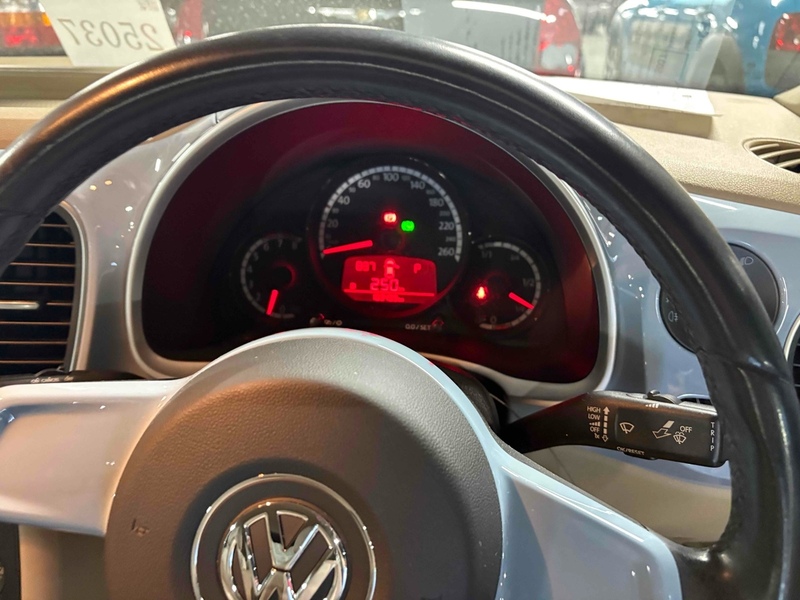 Volkswagen Beetle Design Tsi - U11962