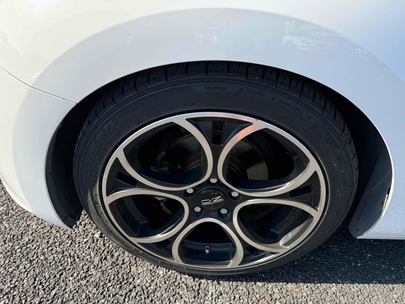 Volkswagen Beetle Design Tsi - U11965