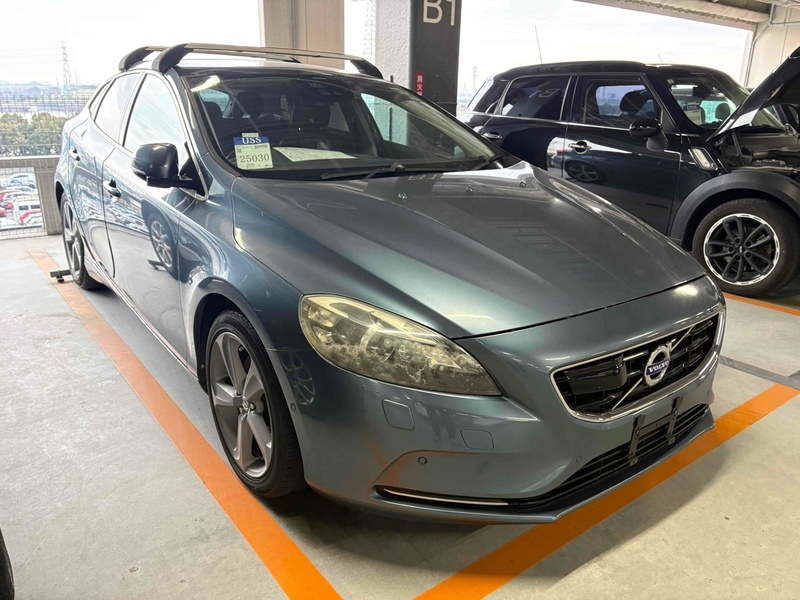Volvo V40 T4 Se - U11966