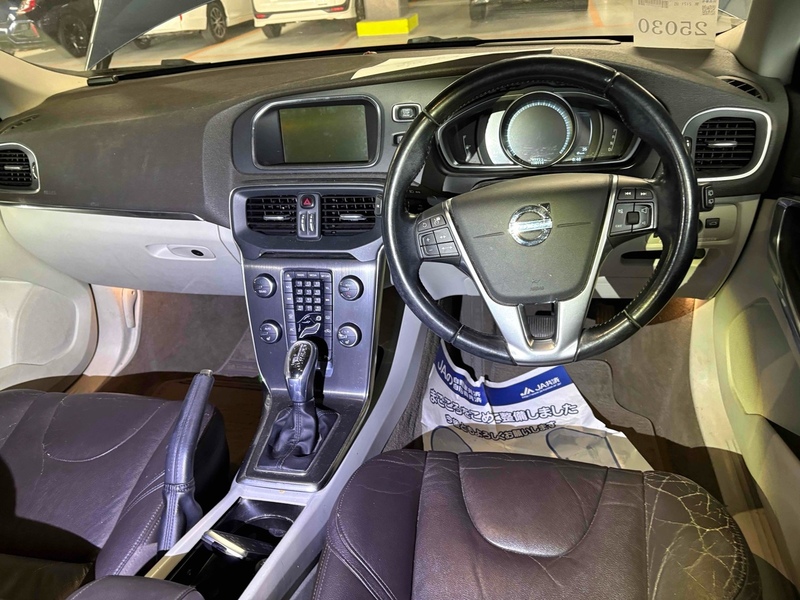 Volvo V40 T4 Se - U11966