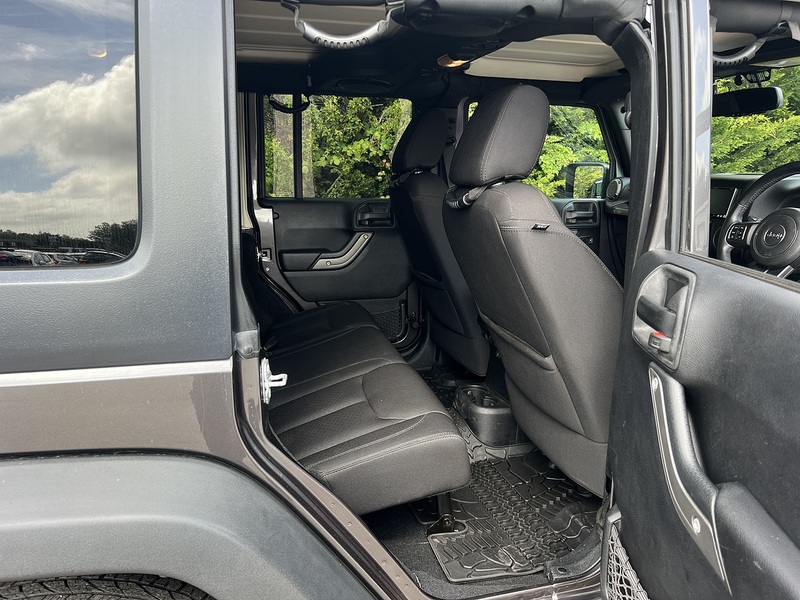 Jeep Wrangler Unlimited Willys Wheeler Edition - U11971