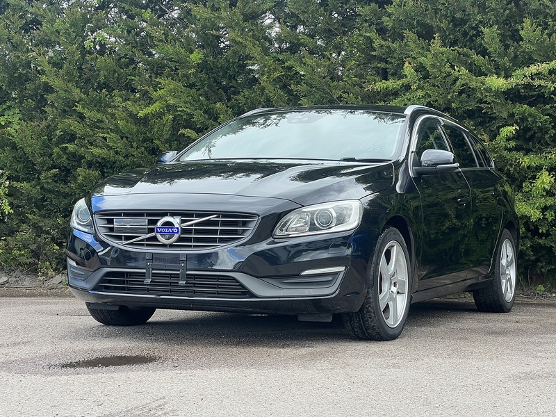 Volvo V60 T4 Se Lux - U11972