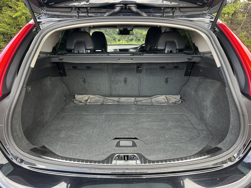 Volvo V60 T4 Se Lux - U11972