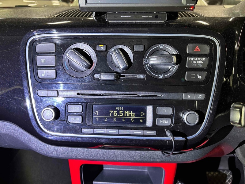 Volkswagen Up High Up - U11975