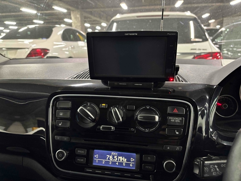 Volkswagen Up High Up - U11975