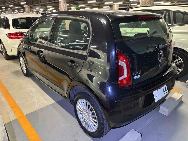 Volkswagen Up High Up - U11975