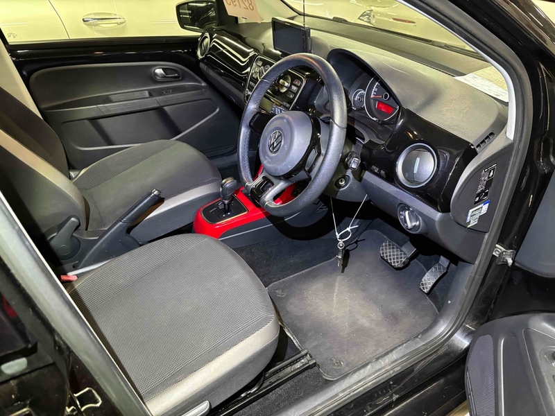 Volkswagen Up High Up - U11975