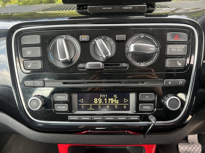 Volkswagen Up High Up - U11975