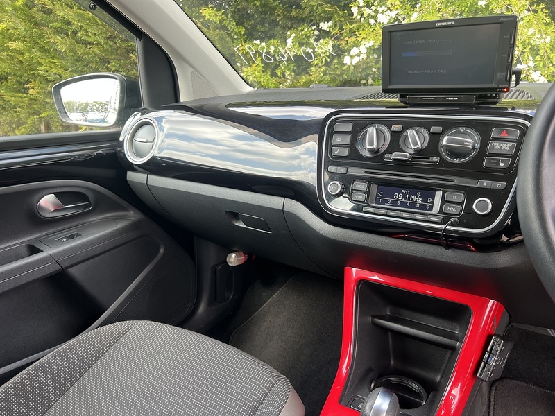 Volkswagen Up High Up - U11975