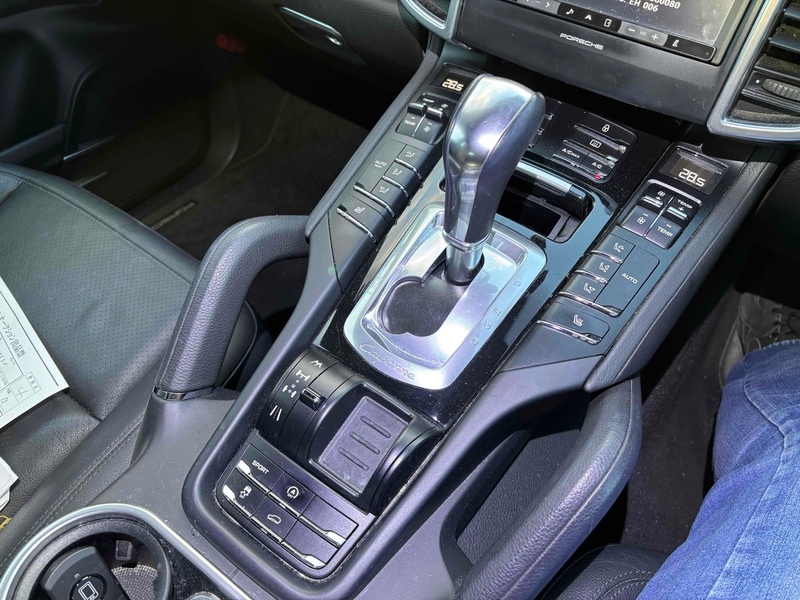 Porsche Cayenne V6 Tiptronic S - U11977