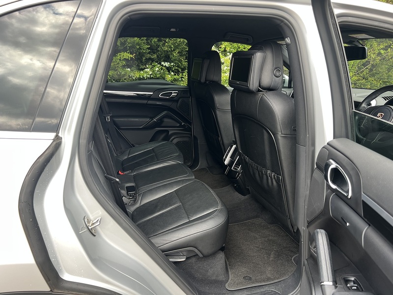 Porsche Cayenne V6 Tiptronic S - U11977