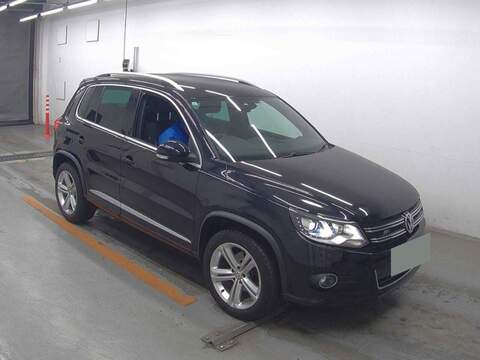 Volkswagen Tiguan Orange Up 1.0 Automatic Petrol