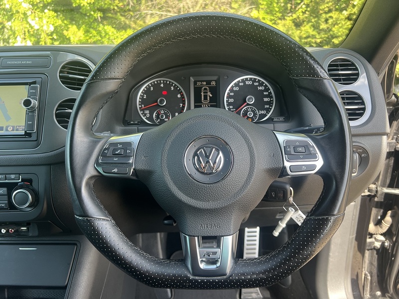 Volkswagen Tiguan R-Line Tsi Bluemotion Technology 4Motion - U11978