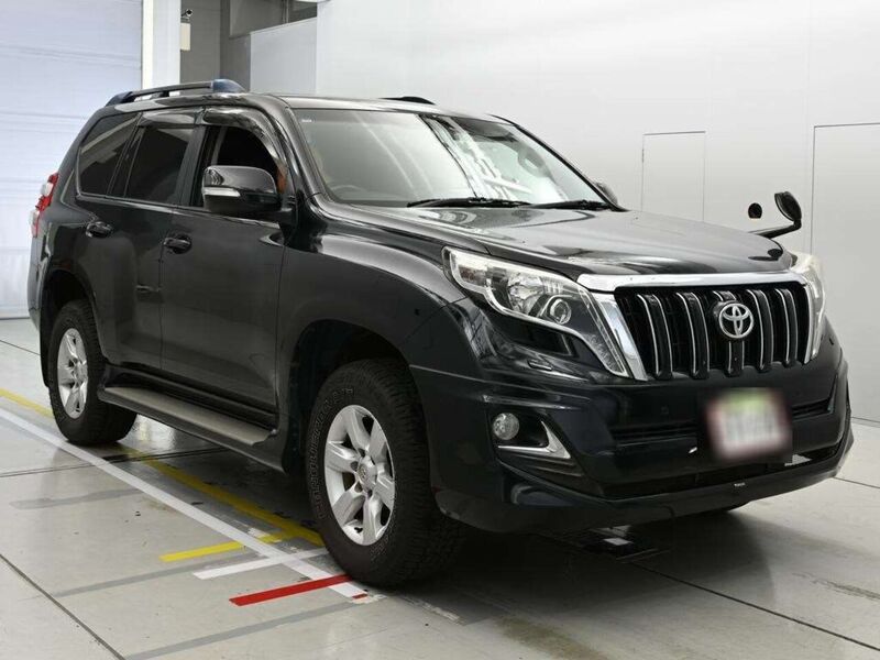 Toyota Land Cruiser 4X4 - U11980