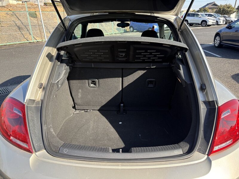 Volkswagen Beetle Design Tsi - U11981