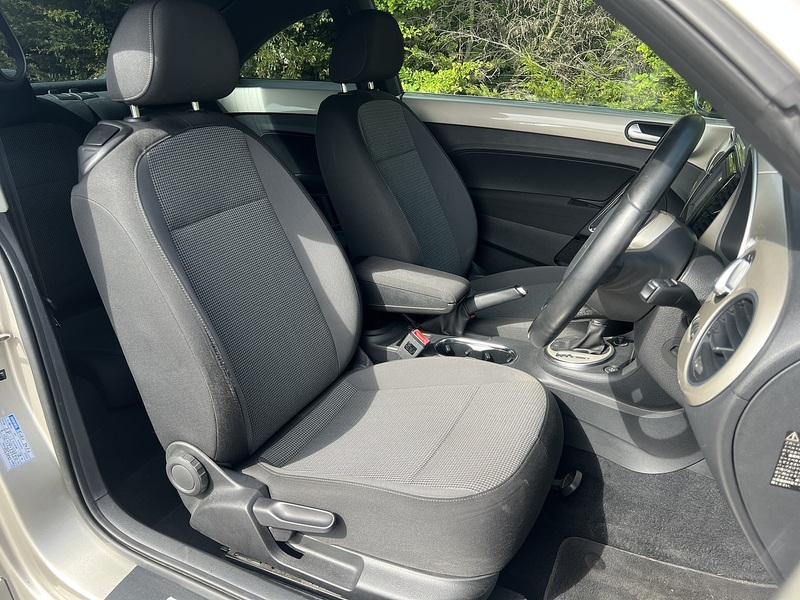 Volkswagen Beetle Design Tsi Dsg - U11981