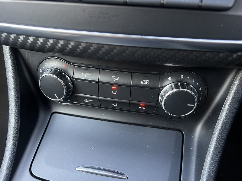 Mercedes-Benz A-Class A 180 Amg Line - U11983