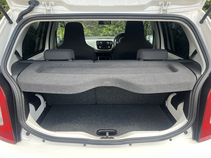Volkswagen Up High Up - U11985