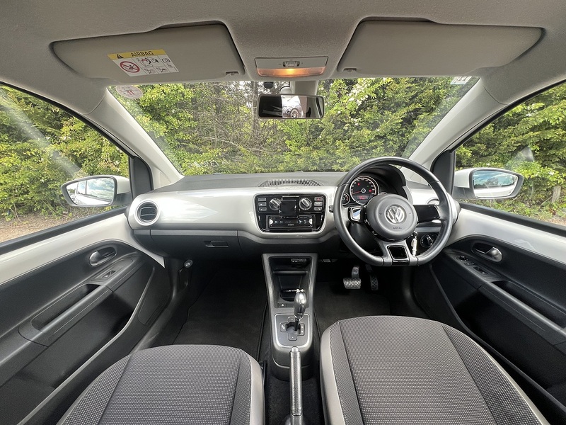 Volkswagen Up High Up - U11985