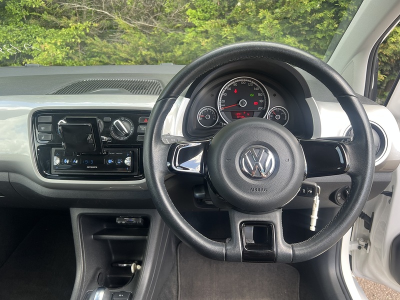 Volkswagen Up High Up - U11985
