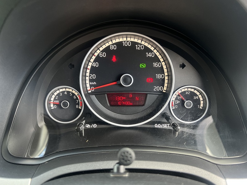 Volkswagen Up High Up - U11985