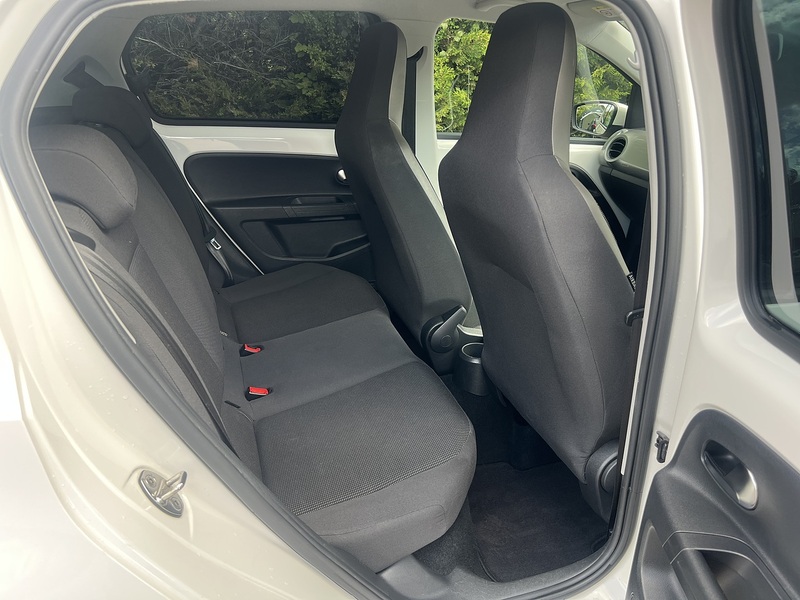 Volkswagen Up High Up - U11985