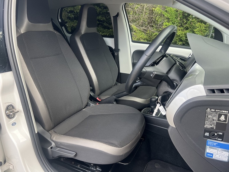 Volkswagen Up High Up - U11985