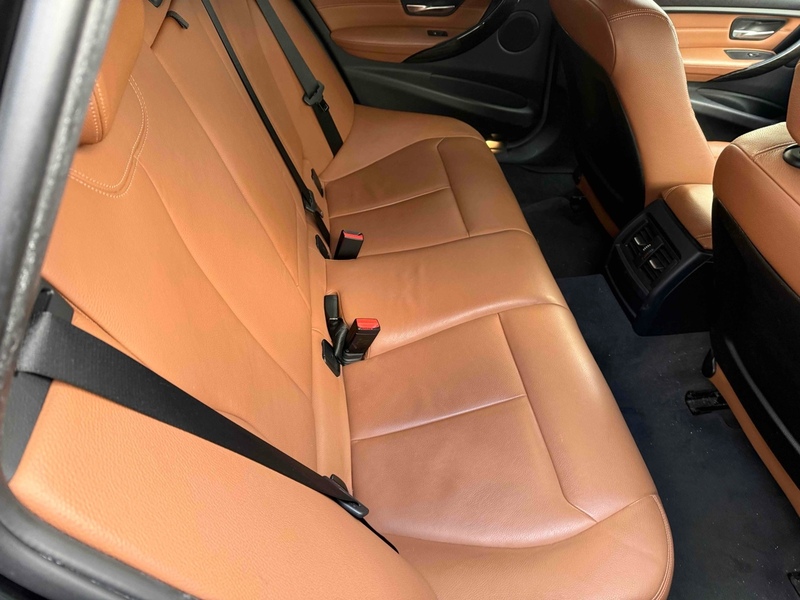 BMW 3 Series 320D Luxury Touring - U11986