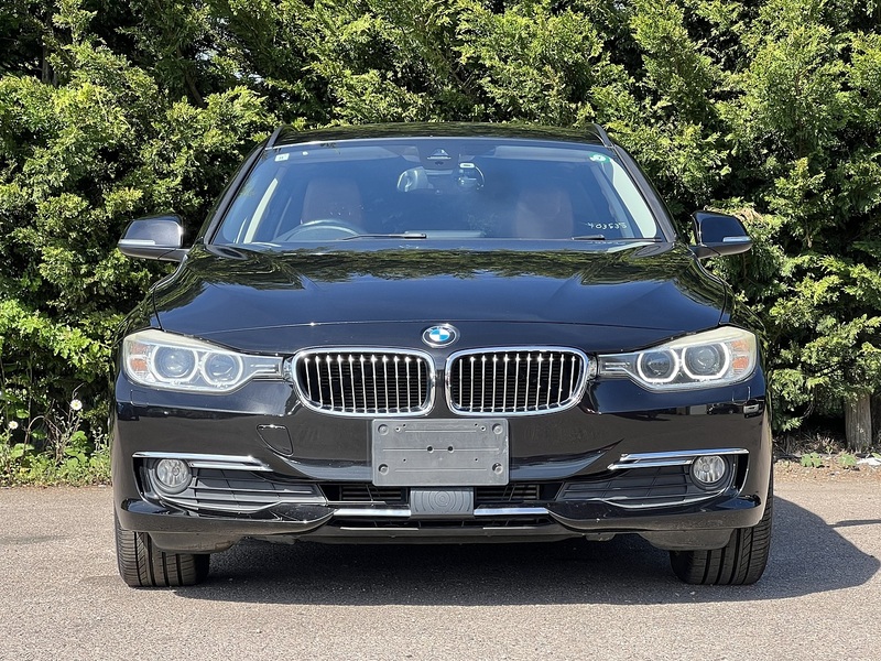 BMW 3 Series 320D Luxury Touring - U11986
