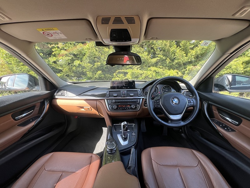 BMW 3 Series 320D Luxury Touring - U11986