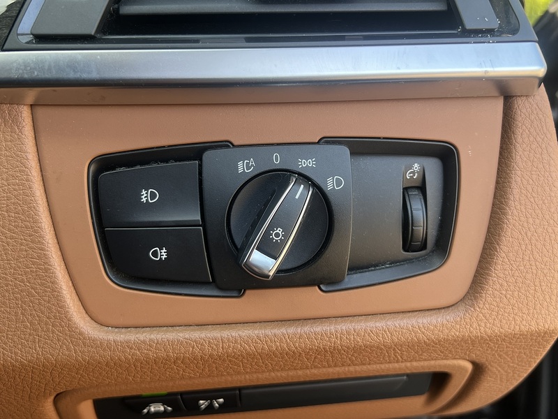 BMW 3 Series 320D Luxury Touring - U11986