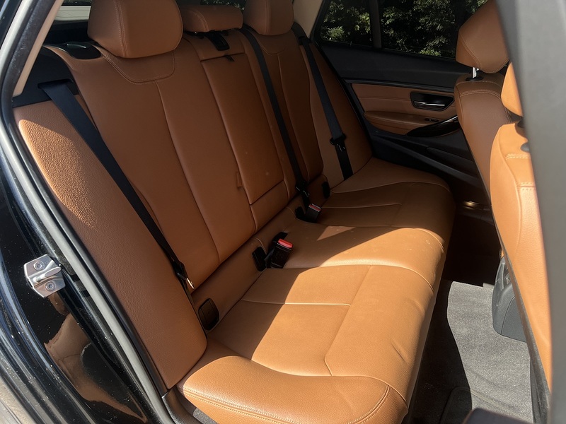 BMW 3 Series 320D Luxury Touring - U11986