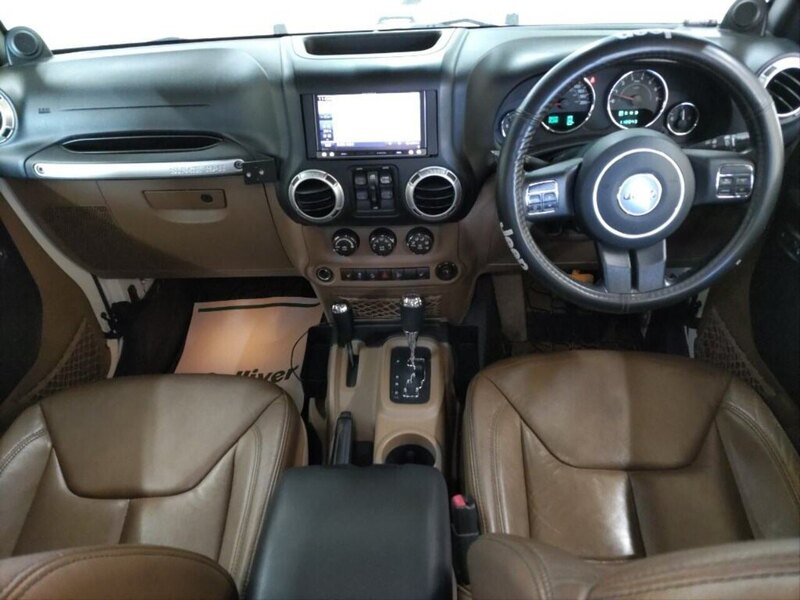 Jeep Wrangler Sahara - U11987